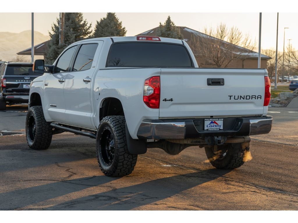 2018 Toyota Tundra SR5