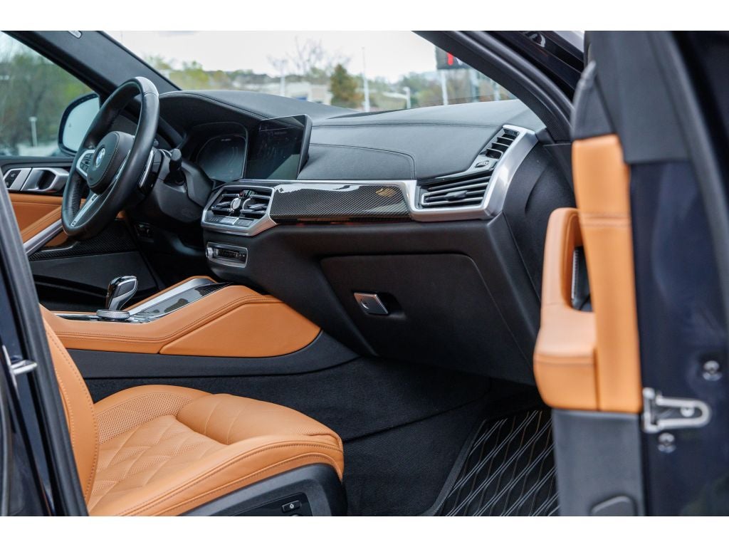 2023 BMW X6 M50i