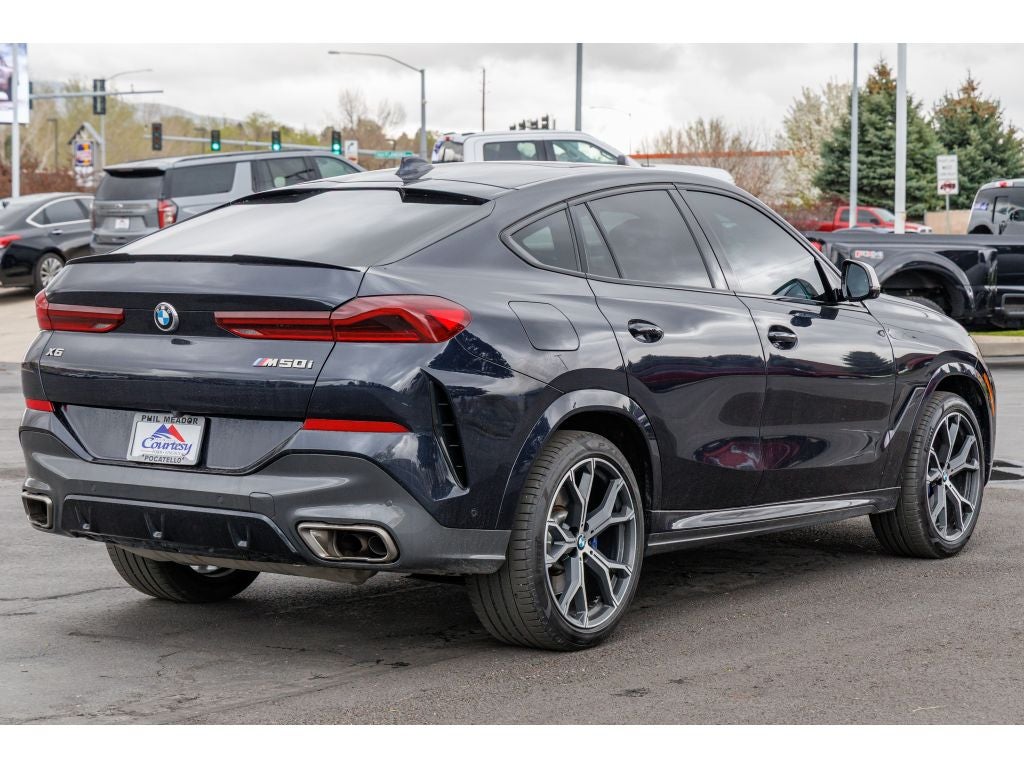 2023 BMW X6 M50i