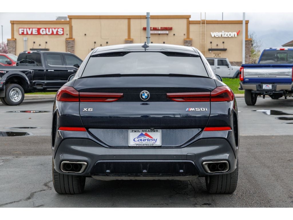 2023 BMW X6 M50i