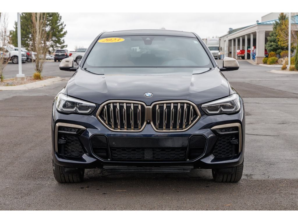 2023 BMW X6 M50i