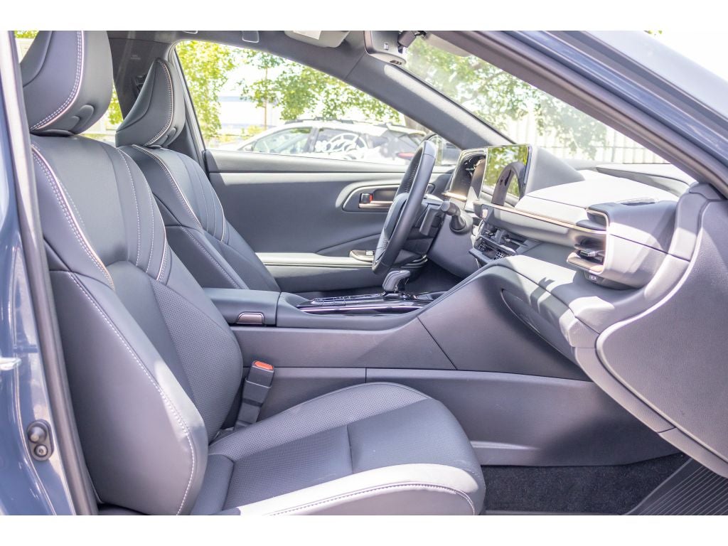2025 Toyota Crown Signia Signia