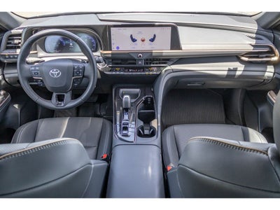 2025 Toyota Crown Signia Signia