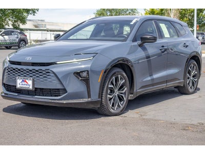 2025 Toyota Crown Signia Signia