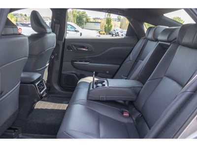 2025 Toyota Crown Platinum