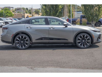 2025 Toyota Crown Platinum