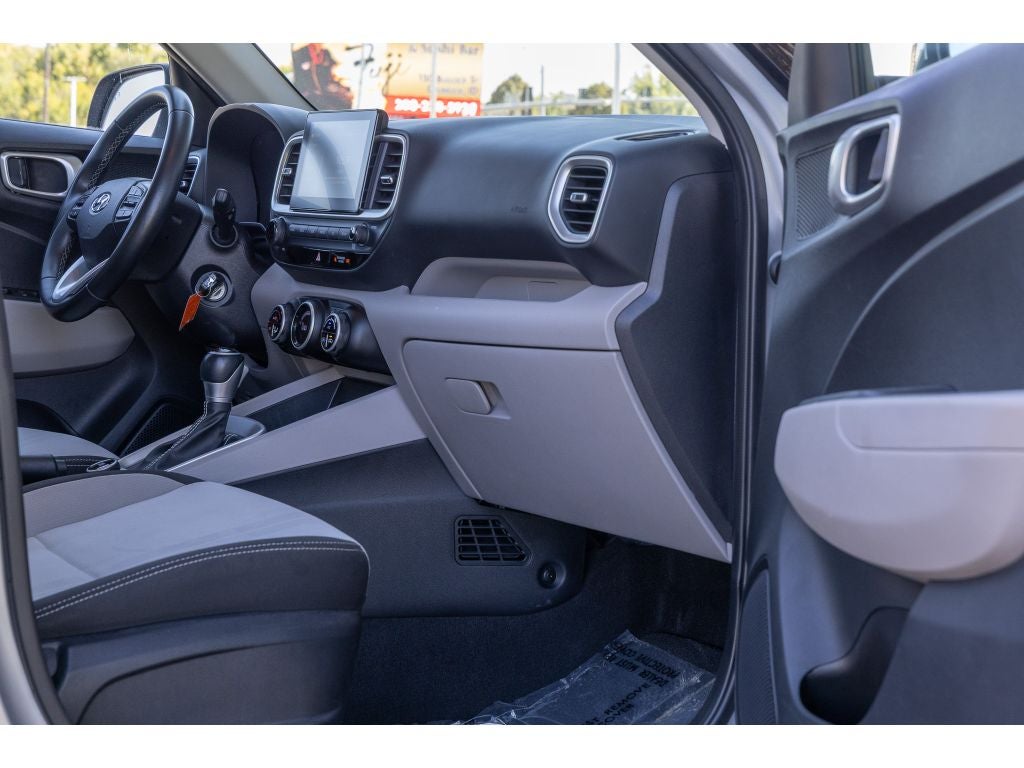 2021 Hyundai Venue SEL