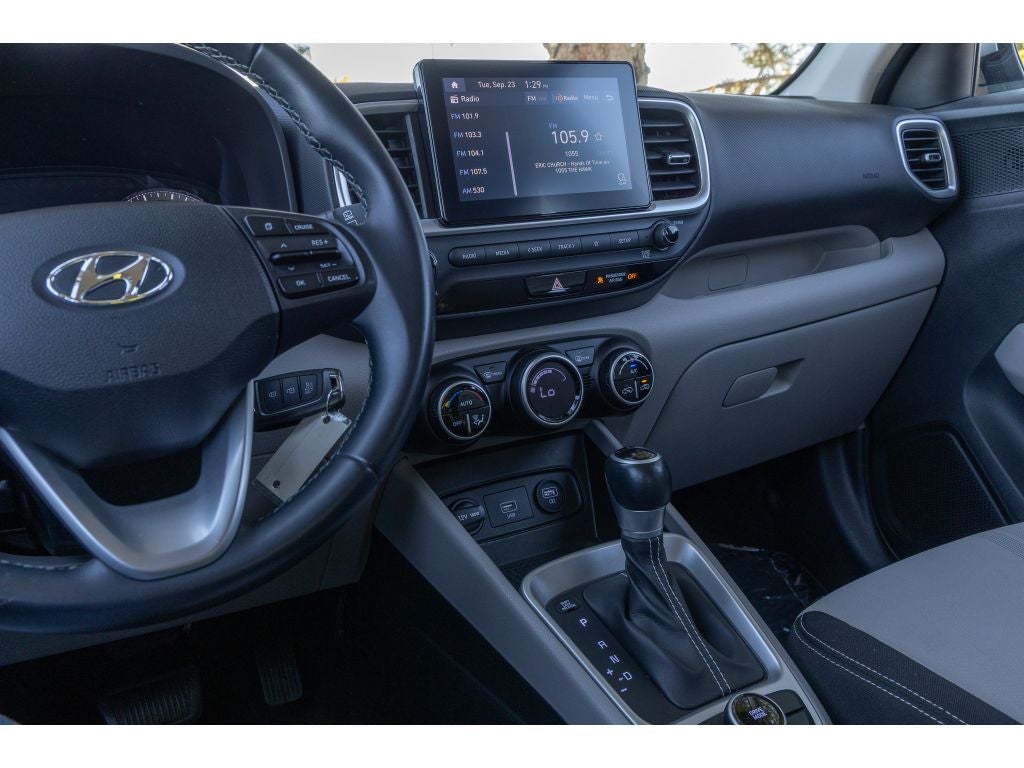 2021 Hyundai Venue SEL