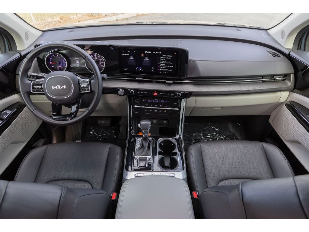 2024 Kia Carnival EX