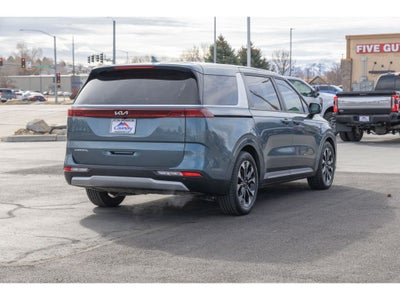 2024 Kia Carnival EX