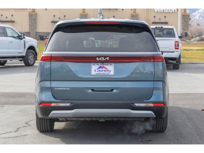 2024 Kia Carnival EX