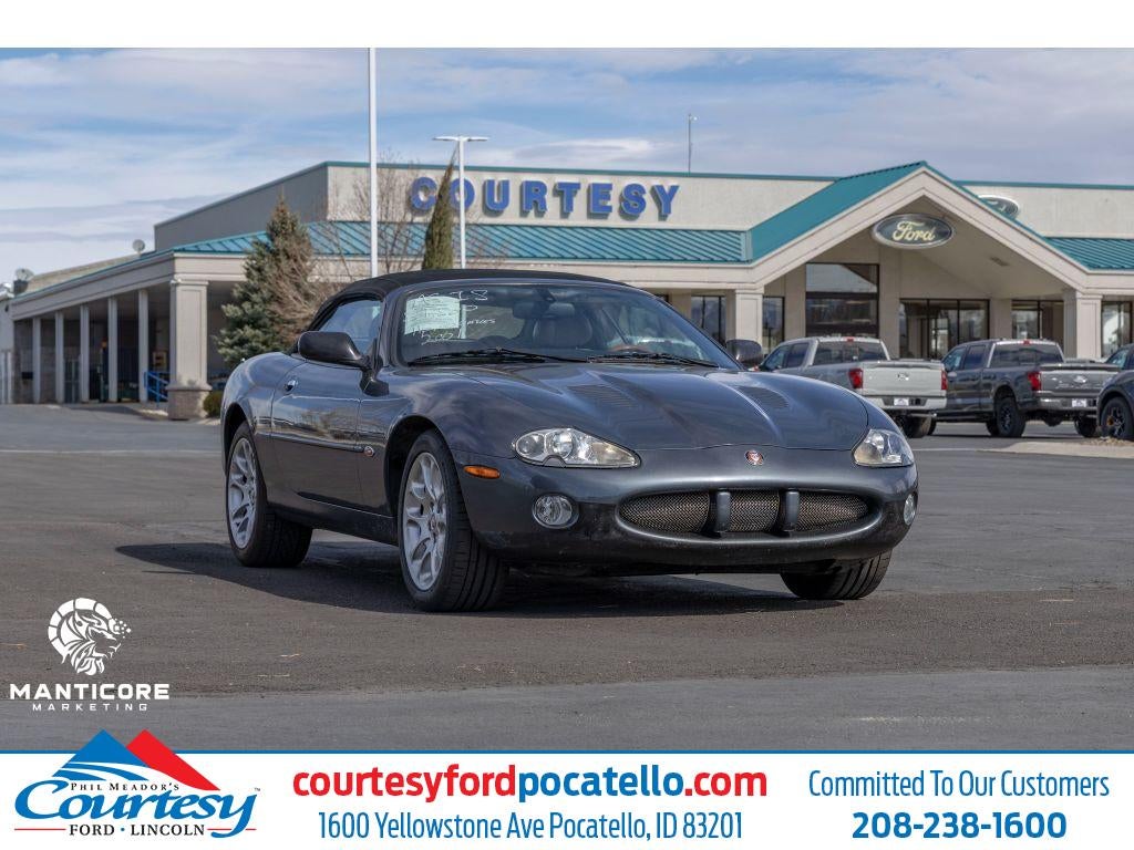 2001 Jaguar XKR Base