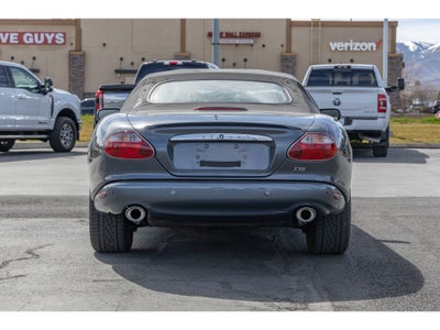 2001 Jaguar XKR Base