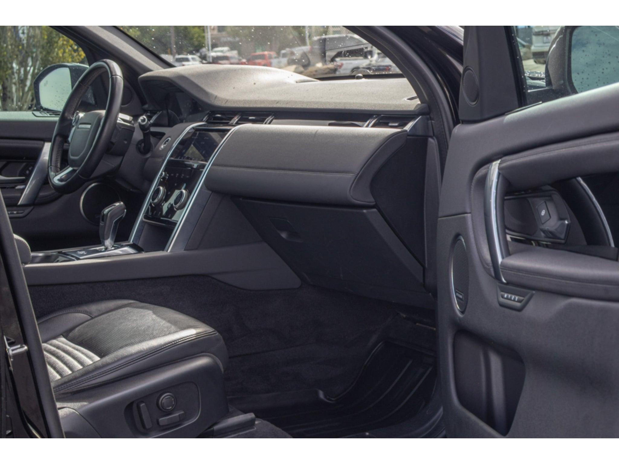 2020 Land Rover Discovery Sport SE