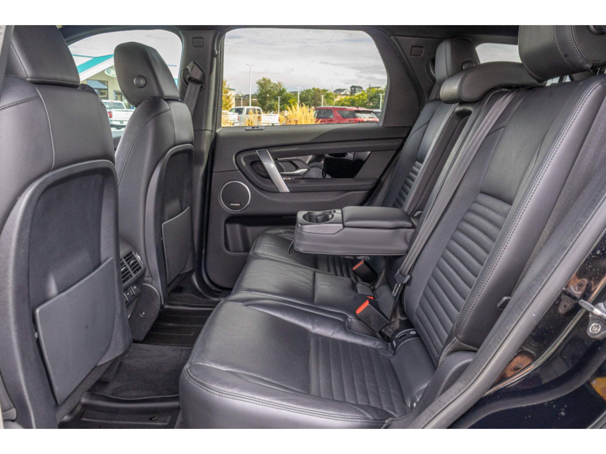 2020 Land Rover Discovery Sport SE