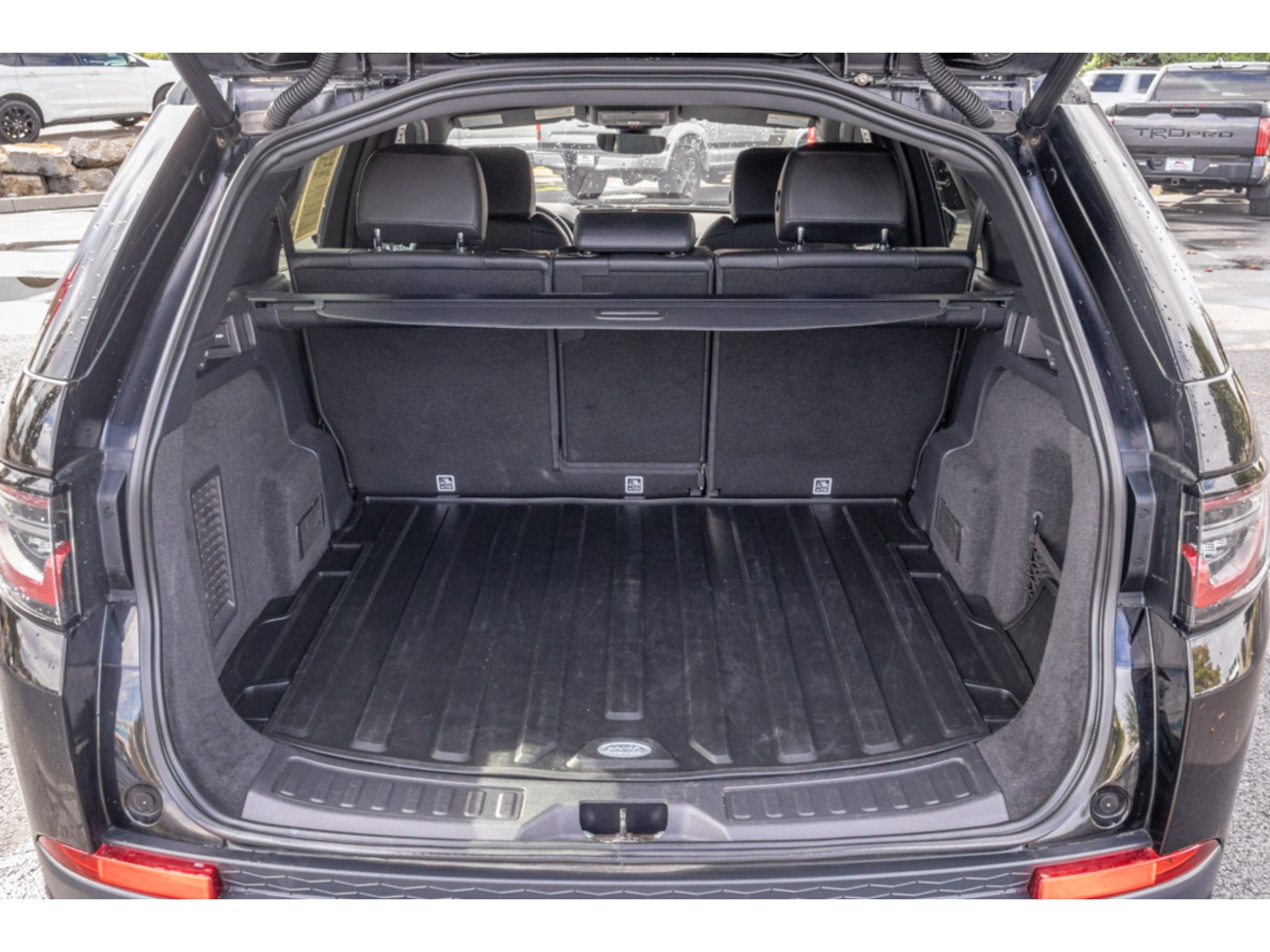 2020 Land Rover Discovery Sport SE