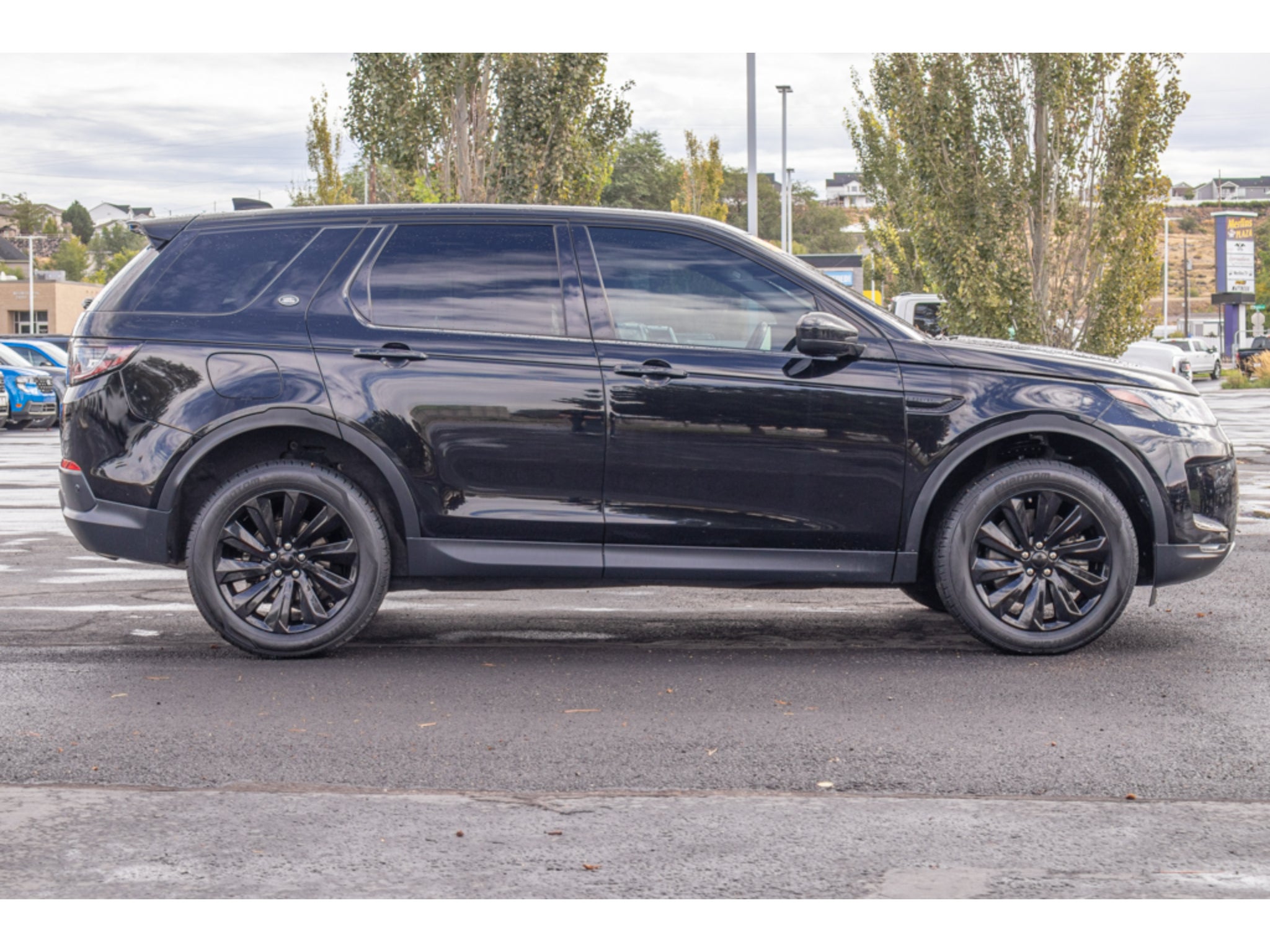 2020 Land Rover Discovery Sport SE