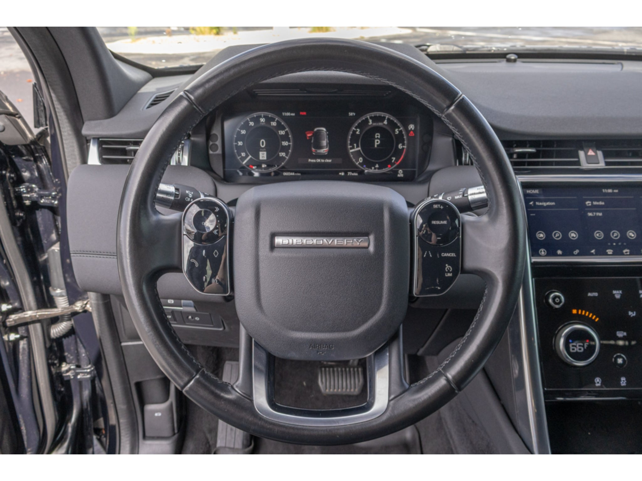 2020 Land Rover Discovery Sport SE