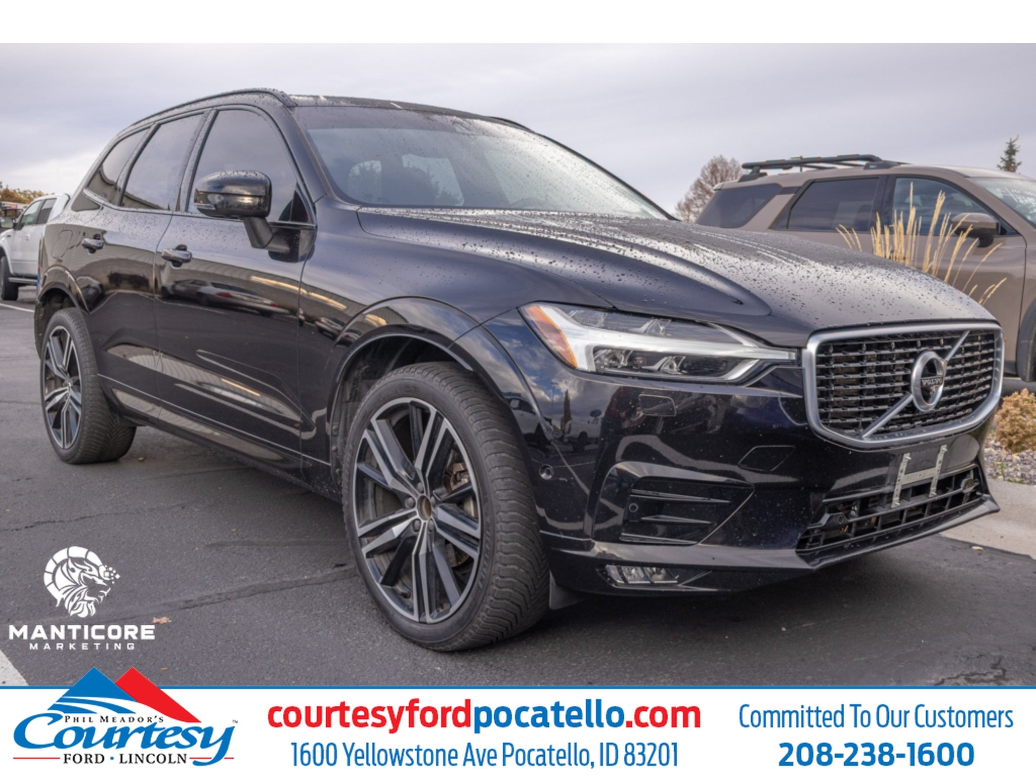 2020 Volvo XC60 R-Design