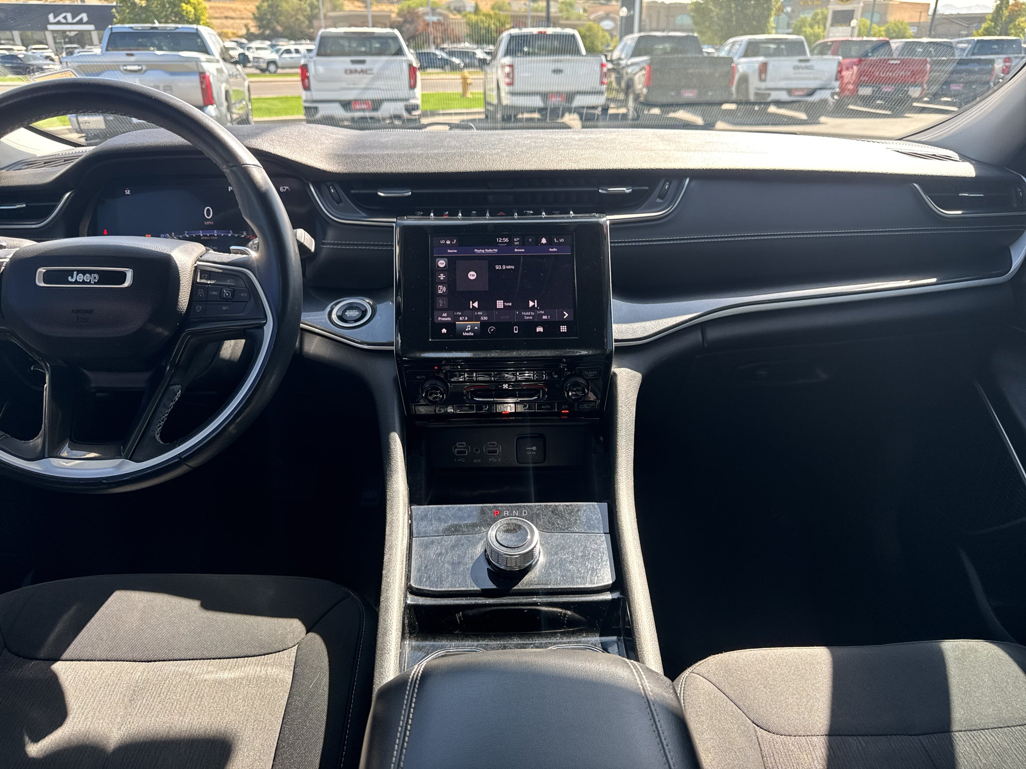 2022 Jeep Grand Cherokee L Laredo