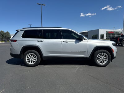2022 Jeep Grand Cherokee L Laredo