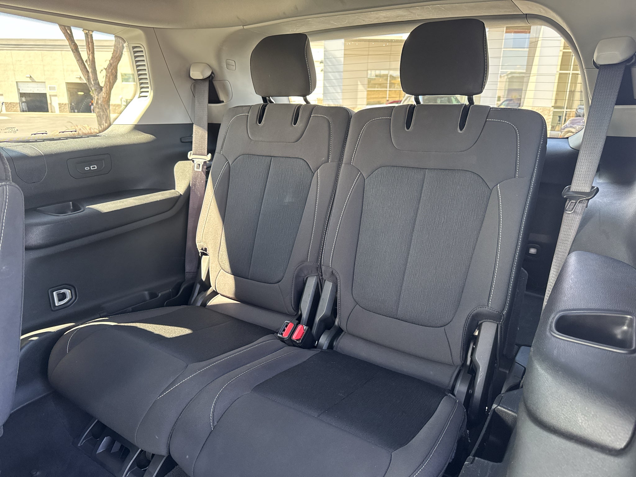2022 Jeep Grand Cherokee L Laredo