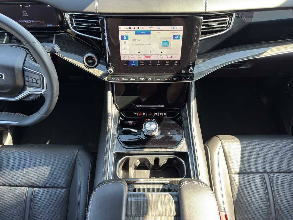 2022 Jeep Wagoneer Series II