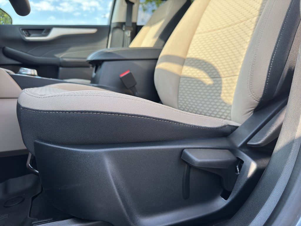 2022 Ford Escape Hybrid SE Hybrid