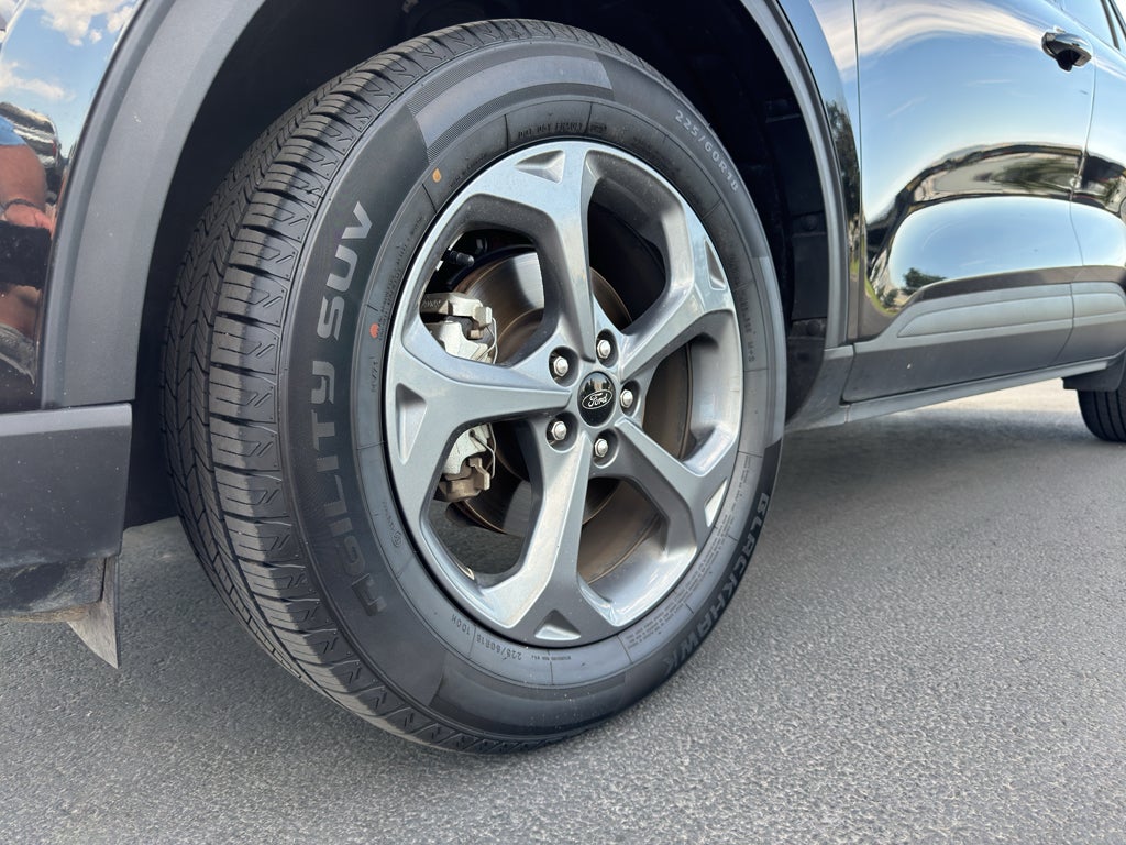 2025 Ford Escape ST-Line Select