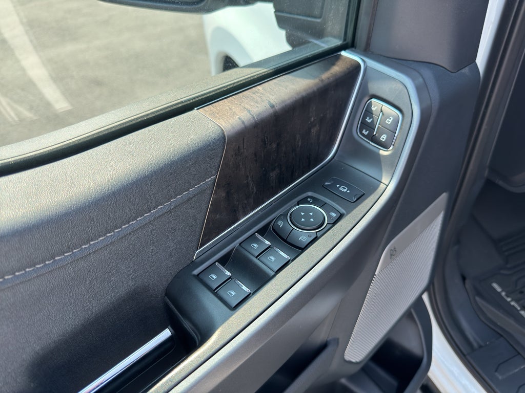 2024 Ford F-350 LARIAT