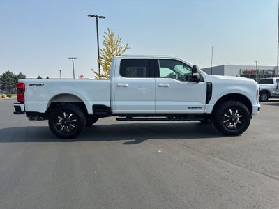 2024 Ford F-350 LARIAT