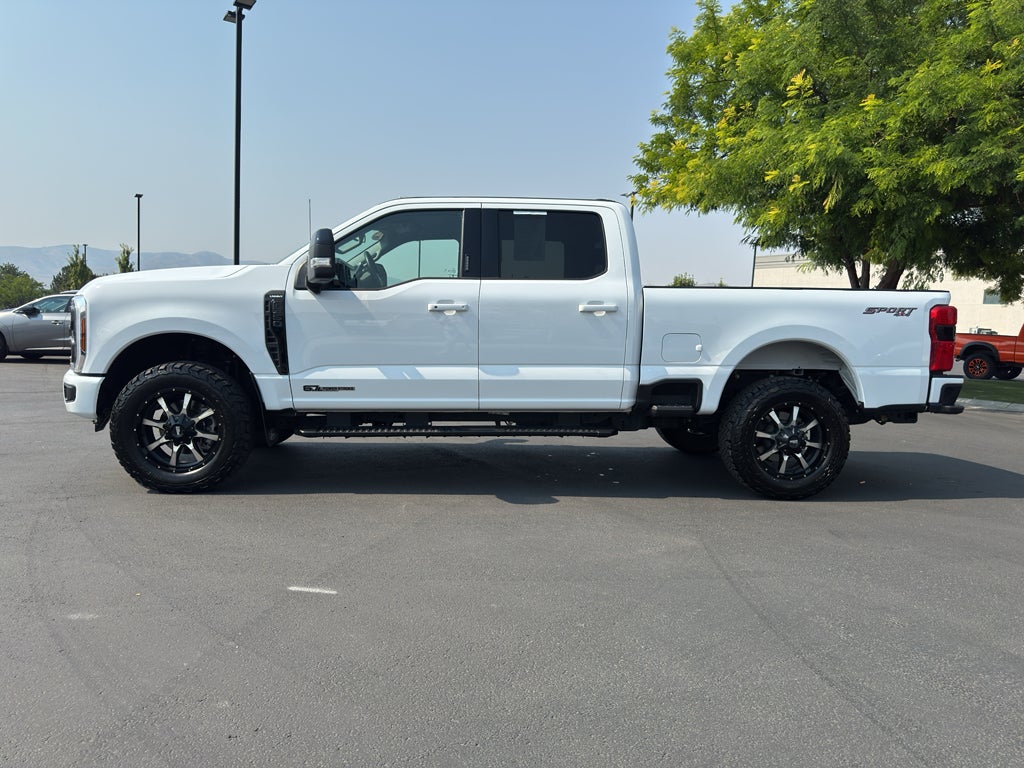 2024 Ford F-350 LARIAT