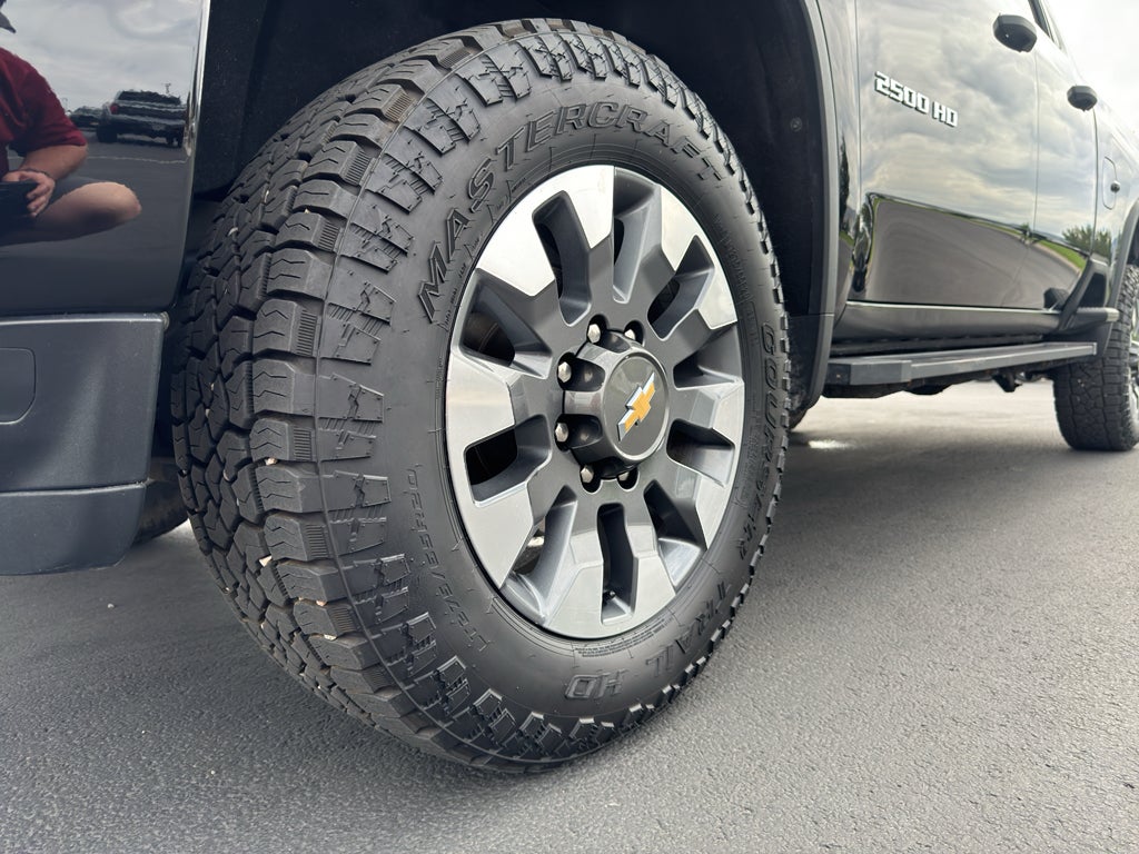 2021 Chevrolet Silverado Custom