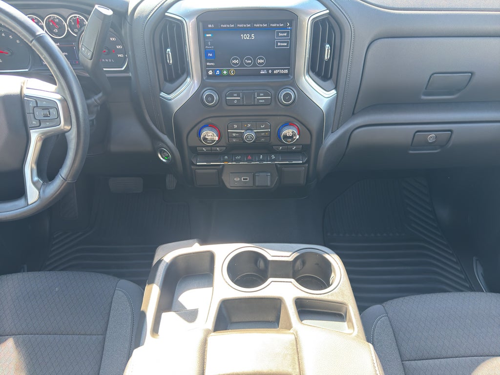 2022 Chevrolet Silverado RST