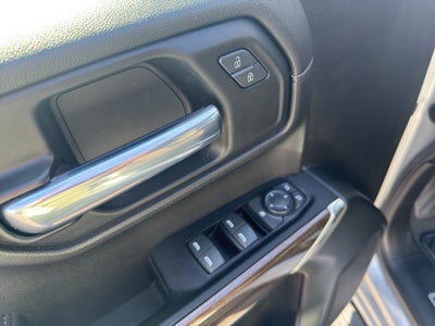 2022 Chevrolet Silverado RST