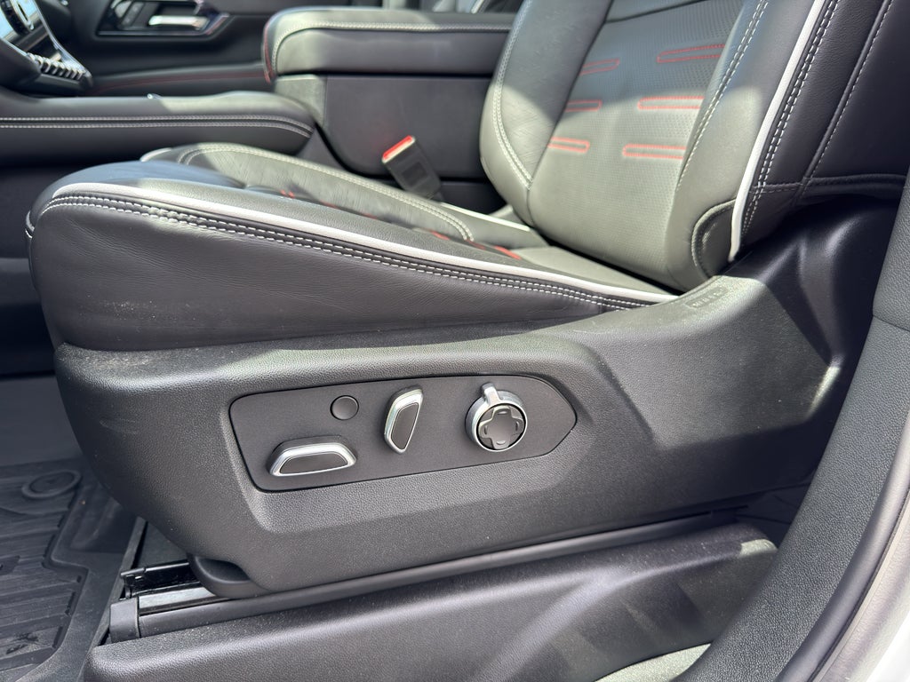 2025 GMC Yukon AT4 Ultimate