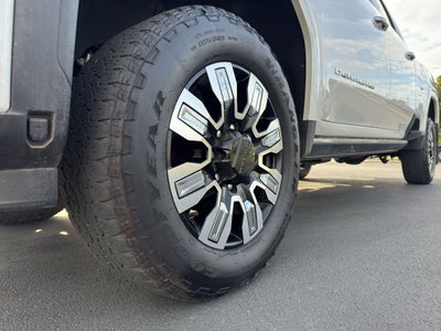 2024 GMC Sierra Denali