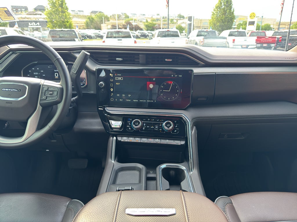 2024 GMC Sierra Denali