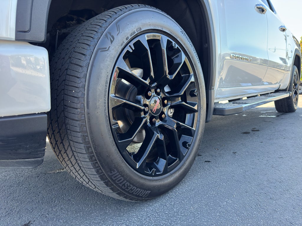 2024 GMC Sierra Denali