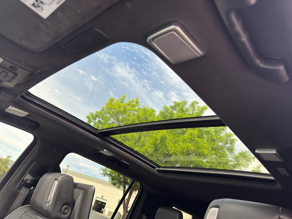 2022 Cadillac Escalade ESV Sport Platinum
