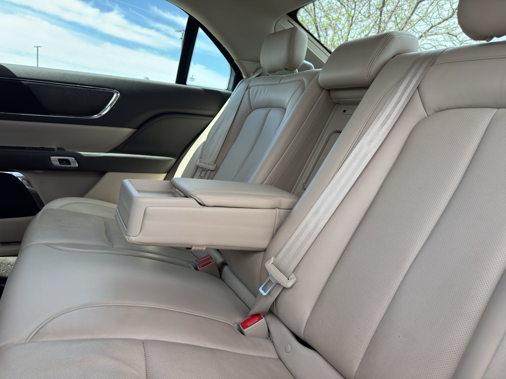 2017 Lincoln Continental Reserve
