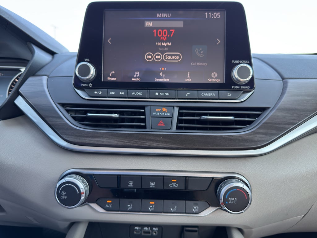 2025 Nissan Altima SV