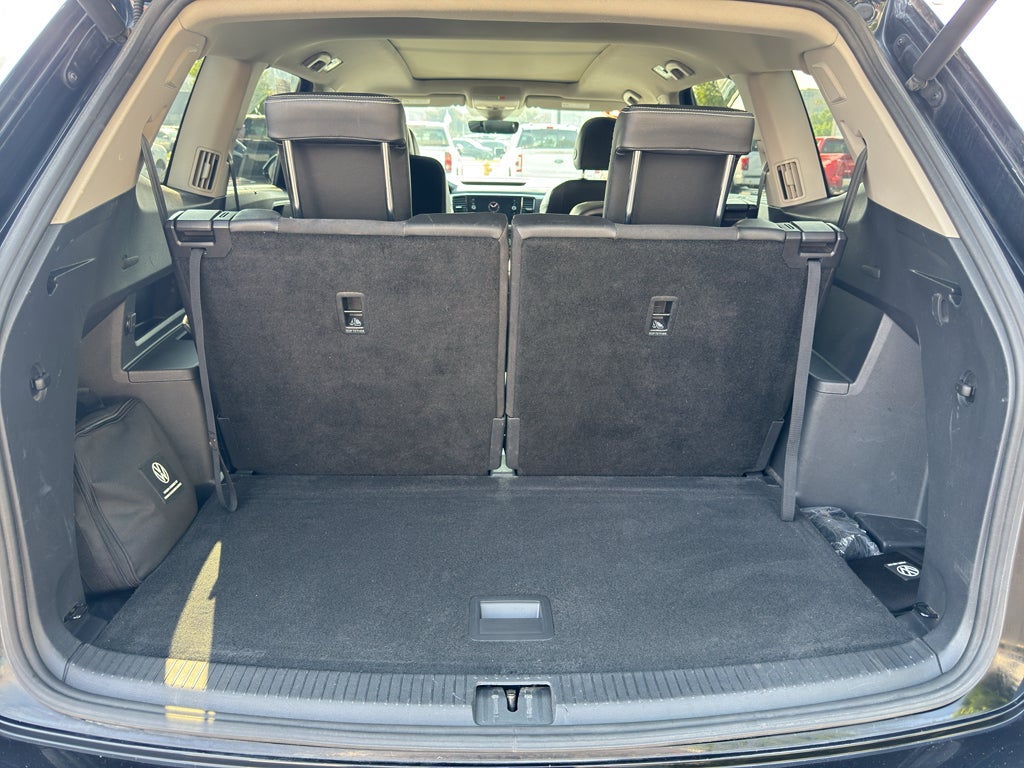 2022 Volkswagen Atlas 3.6L V6 SEL Premium R-Line