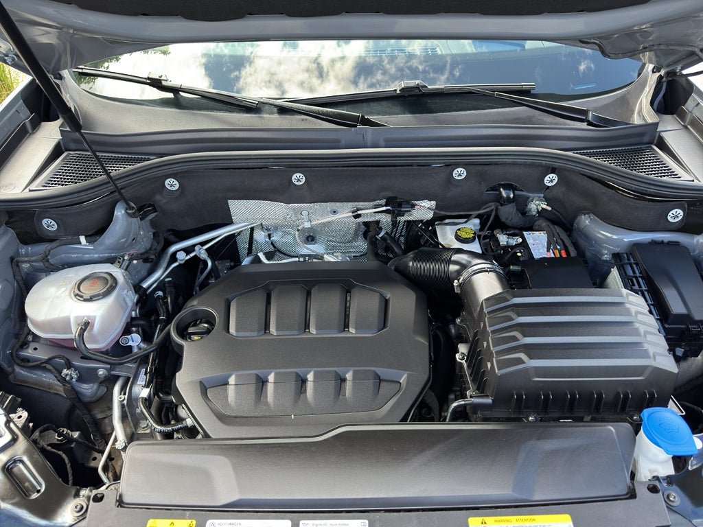 2024 Volkswagen Atlas 2.0T Peak Edition SEL