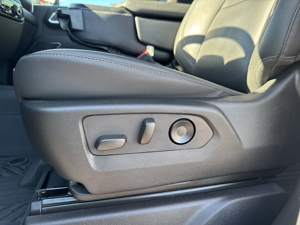 2024 Chevrolet Silverado LT