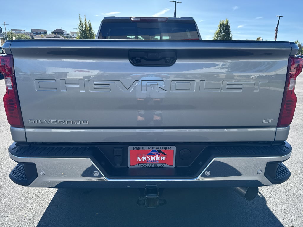 2024 Chevrolet Silverado LT