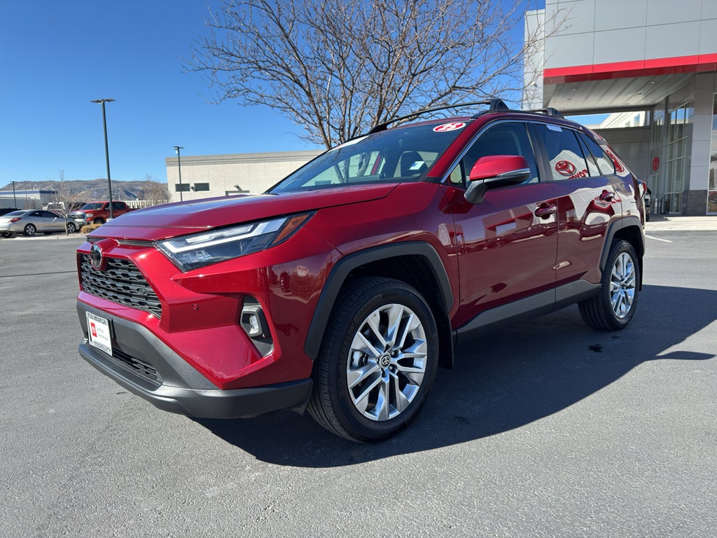2025 Toyota RAV4 XLE Premium