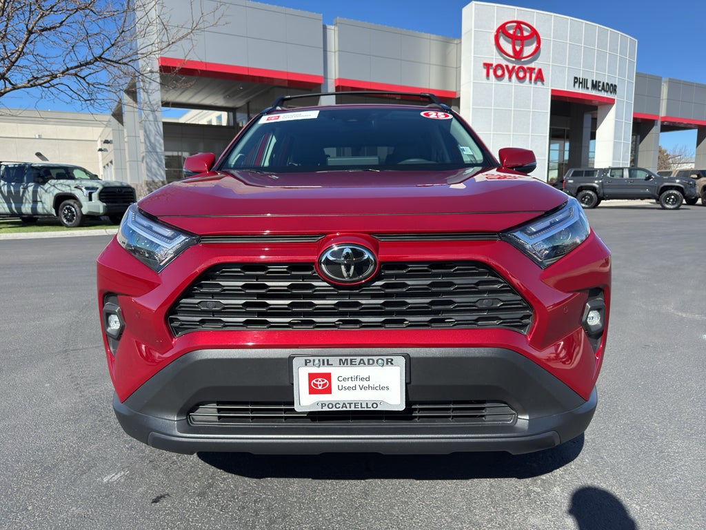 2025 Toyota RAV4 XLE Premium