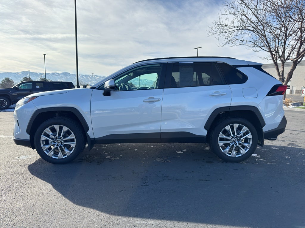 2025 Toyota RAV4 XLE Premium
