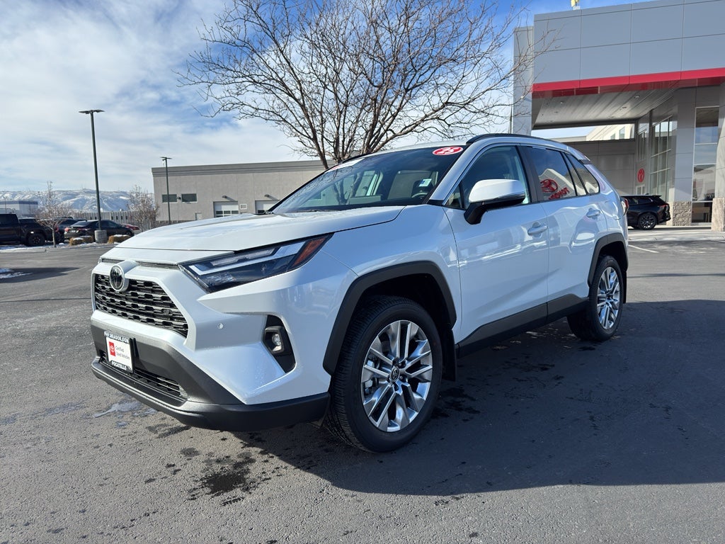 2025 Toyota RAV4 XLE Premium